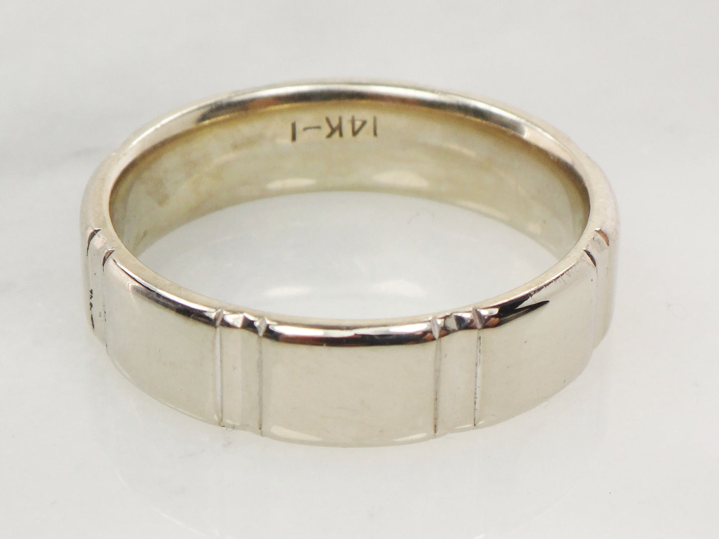 Vintage 14k White Gold Wedding Band 6 mm Size 9.5