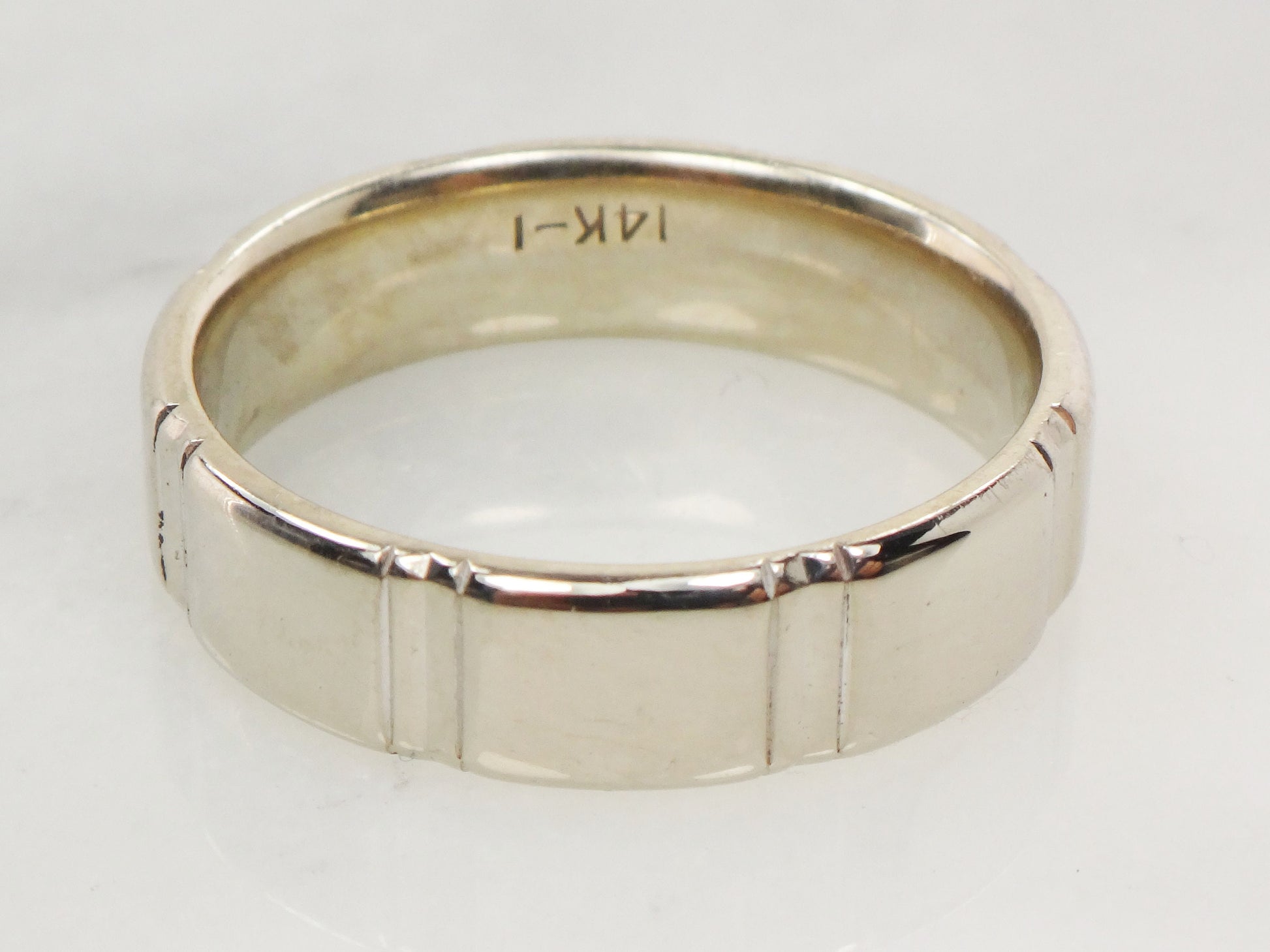 Vintage 14k White Gold Wedding Band 6 mm Size 9.5