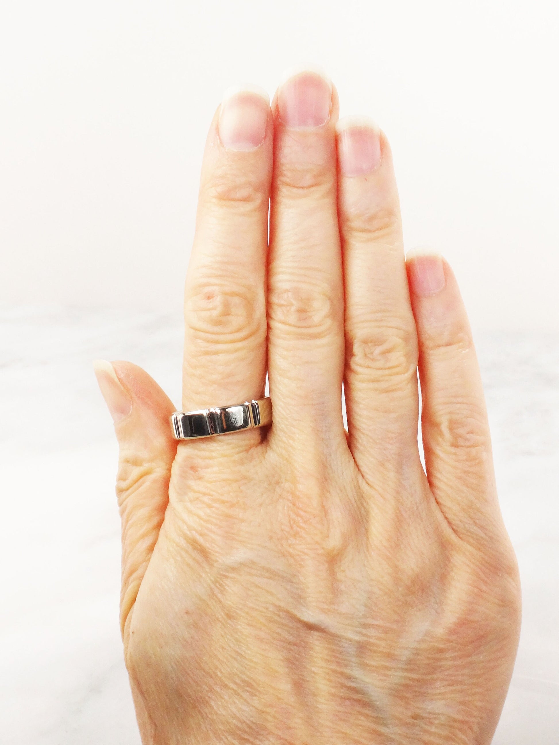 Vintage 14k White Gold Wedding Band 6 mm Size 9.5