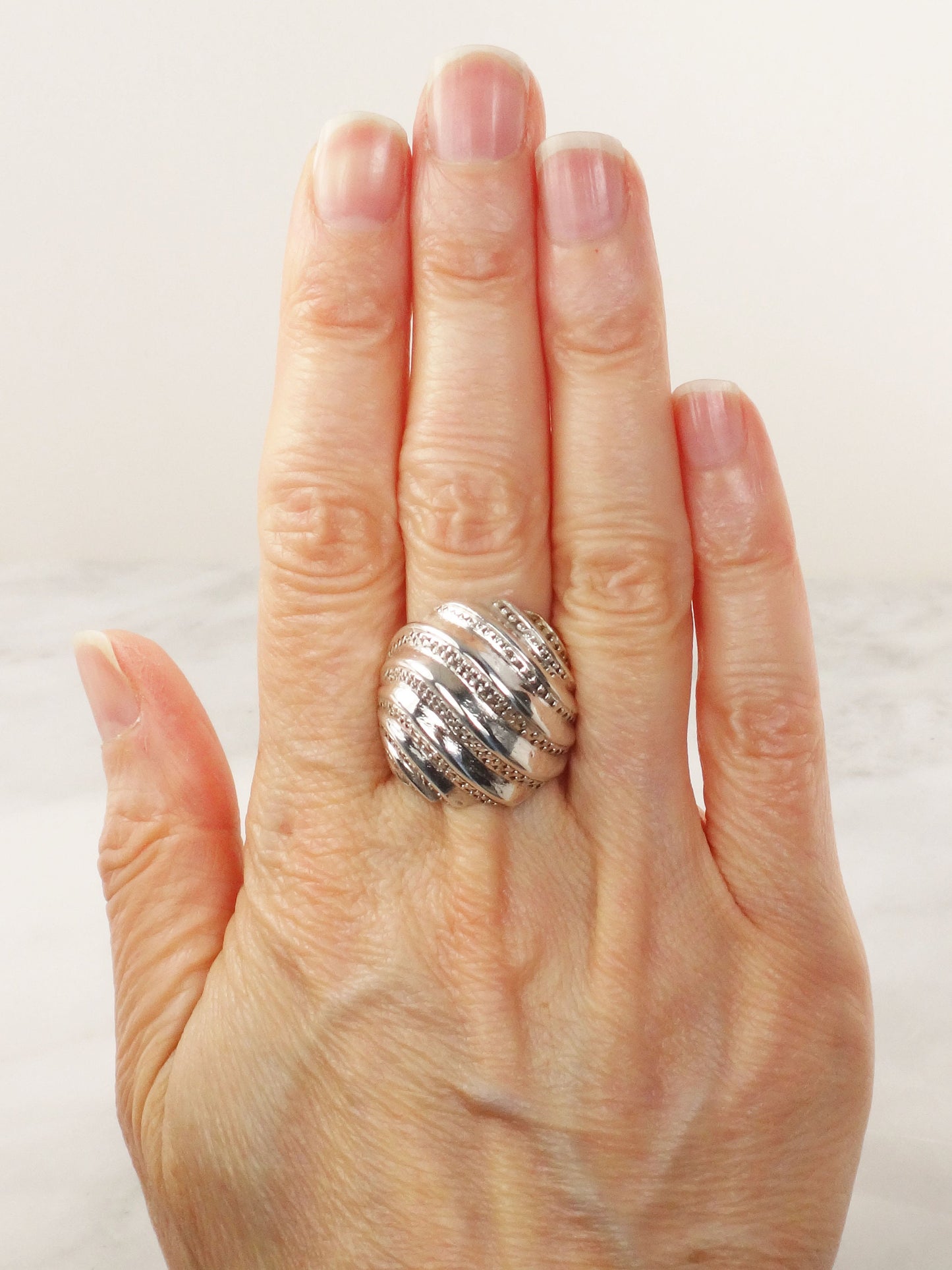 Vintage 950 Silver Ribbed Dome Ring - Wave Design, Size 6 1/4