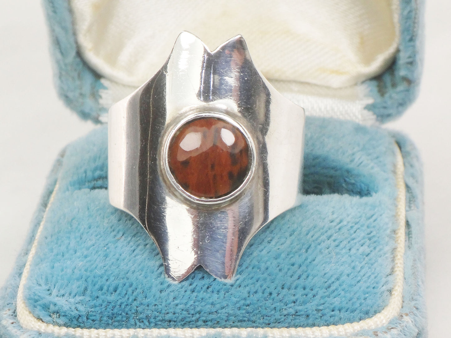 Modernist Wide Silver Brown Stone Ring Spiny Oyster ? 950 Silver Ring Size 9 1/2