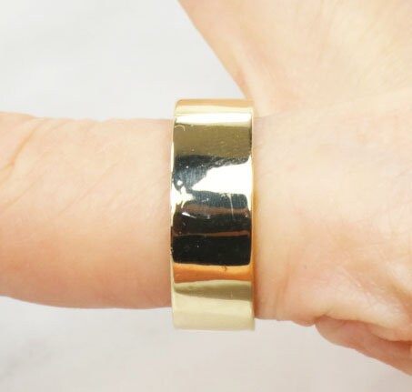 Vintage 14k Yellow Gold Wedding Band - 7.4mm Wide Plain Ring, Size 9.25