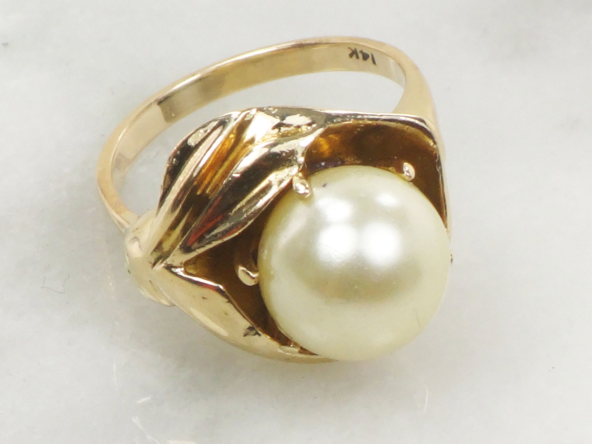 Vintage Yellow Gold Cultured Pearl Ring: Floral Bridal Jewelry, 9.8 MM, Size 5