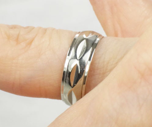 Vintage 14k White Gold Wedding Band - 6 MM Fancy Design, Size 6