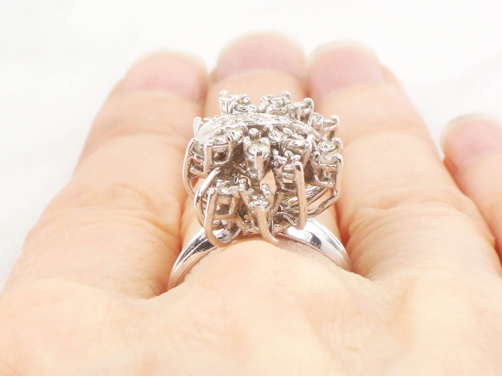 Vintage 14k White Gold Diamond Floral Ring: 1 CT TDW Cocktail Ring, Size 6.75