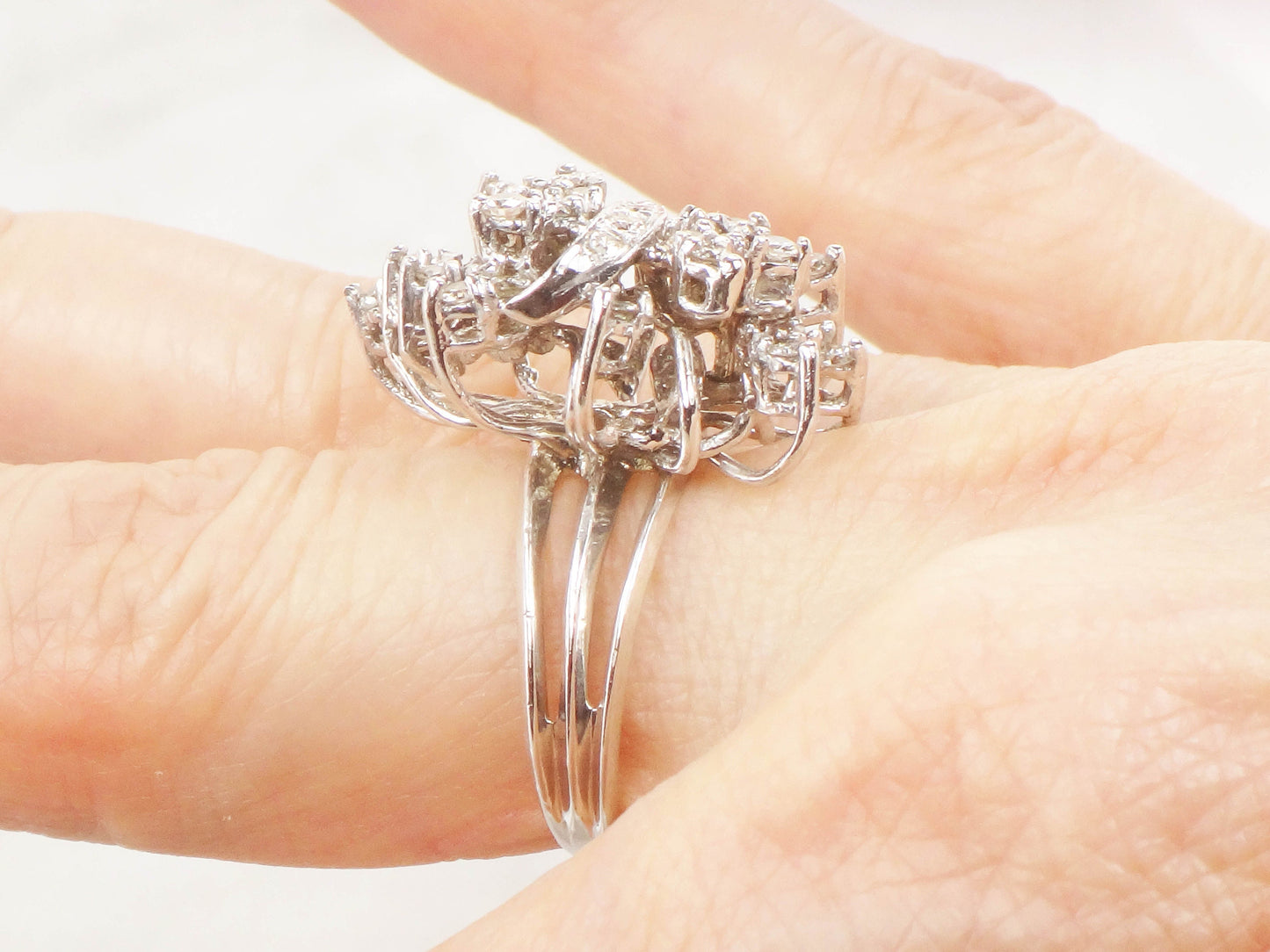 Vintage 14k White Gold Diamond Floral Ring: 1 CT TDW Cocktail Ring, Size 6.75