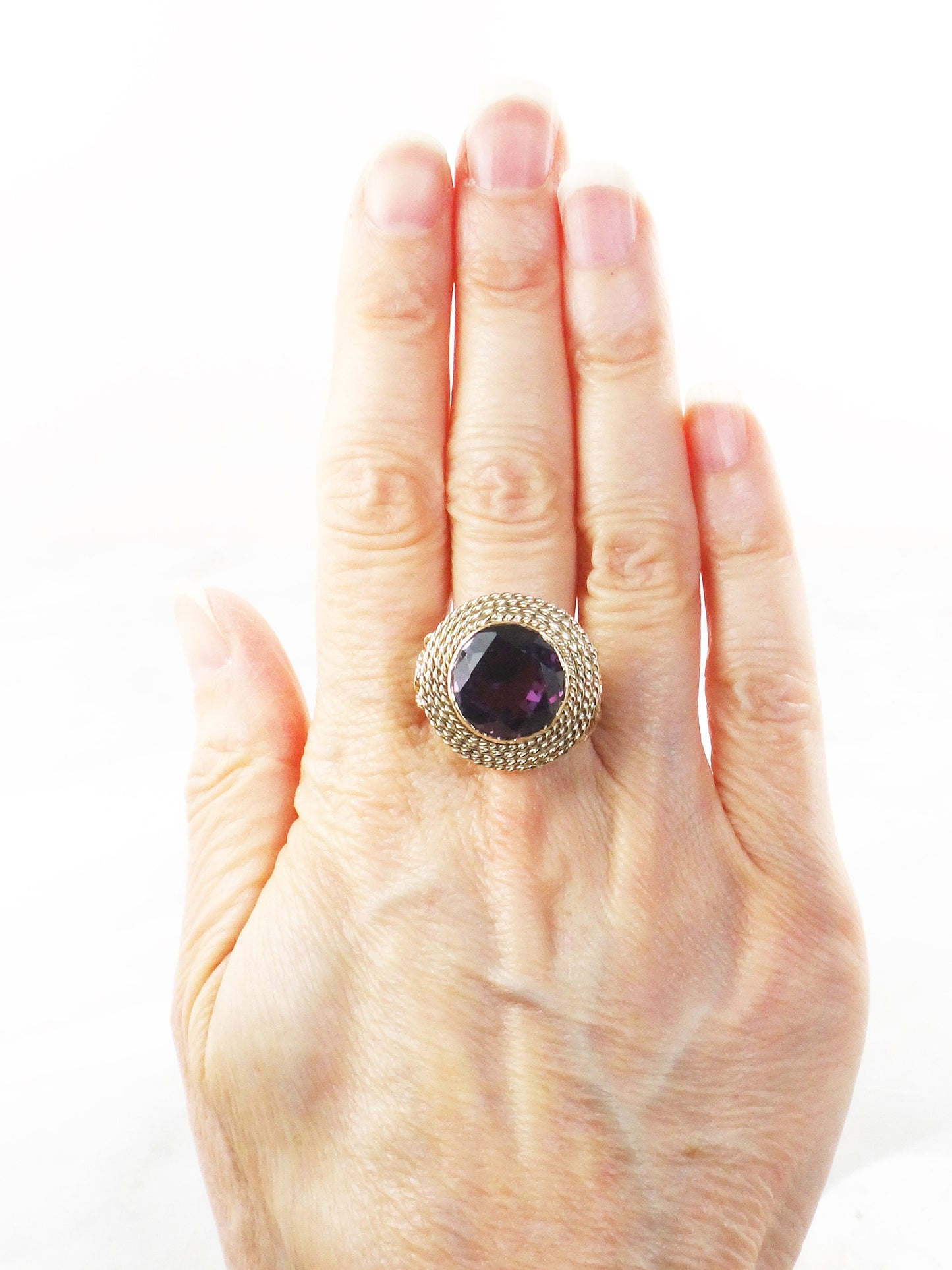 Vintage Large 14k Yellow Gold Round Purple Sapphire Ring Size 9