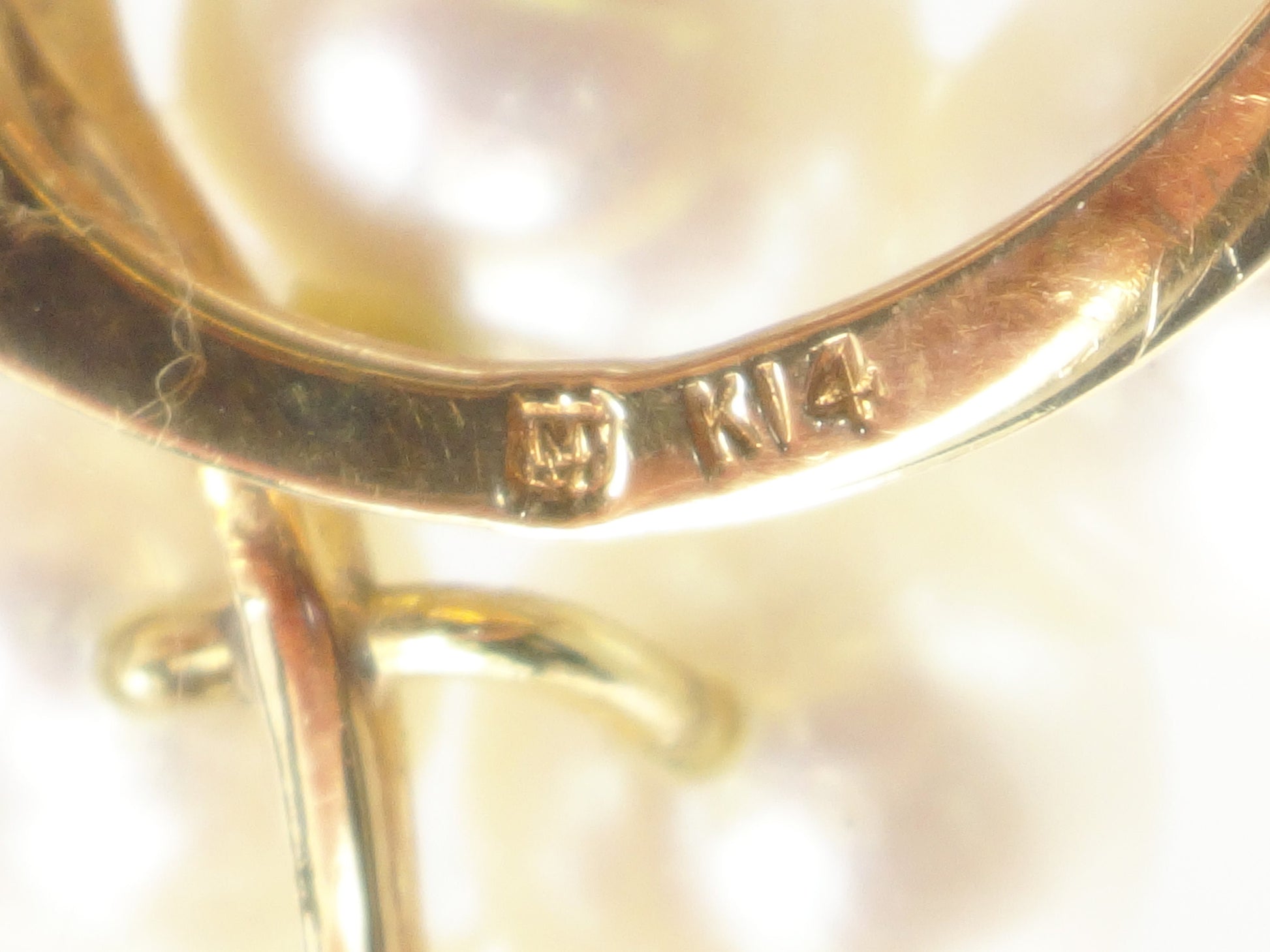 Vintage Mikimoto 14k Gold Cultured Pearl Swirl Brooch