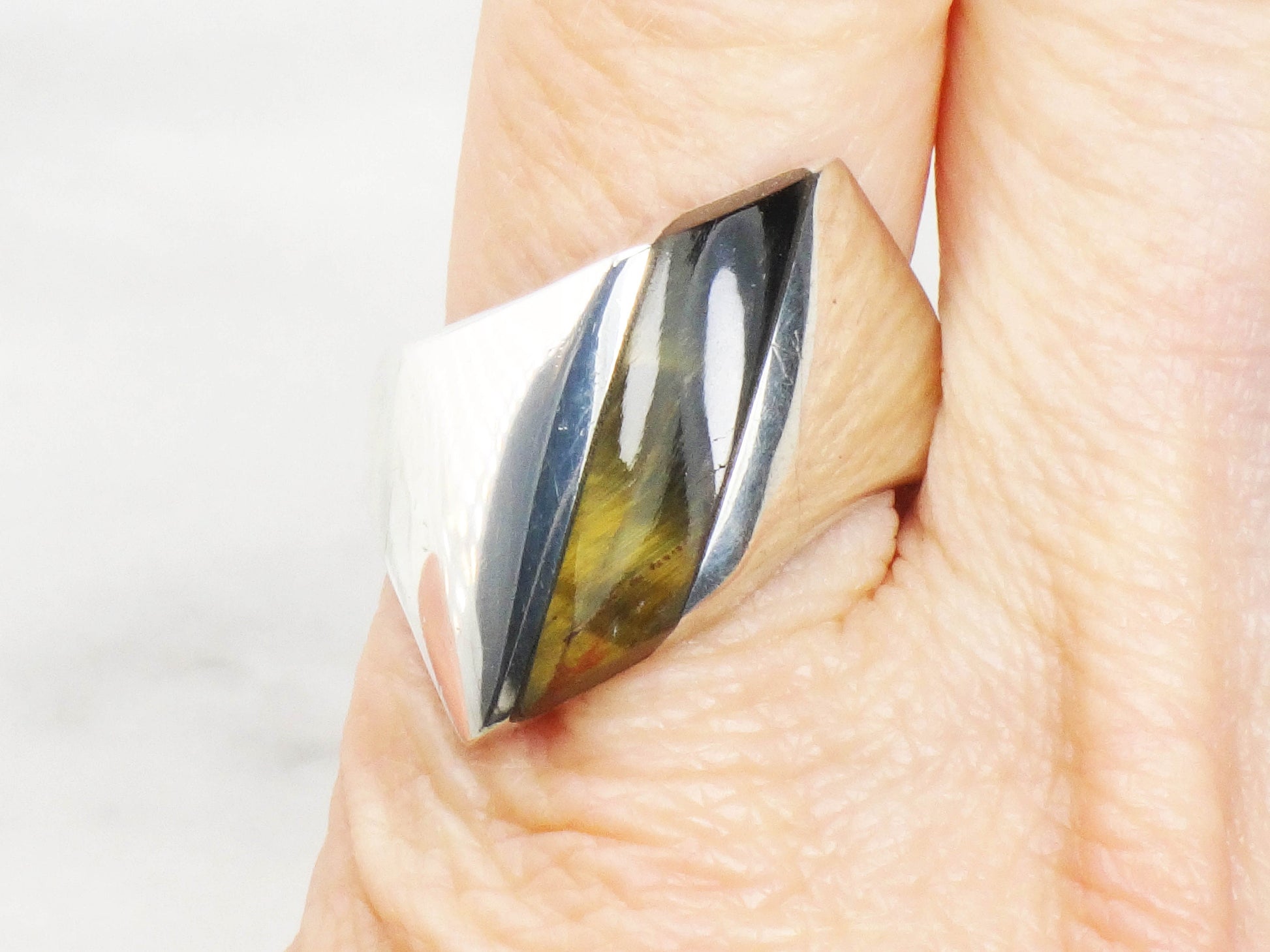 Vintage Sterling Silver Tiger Eye Ring: Mid-Century Modern Unisex Band, Size 9.75