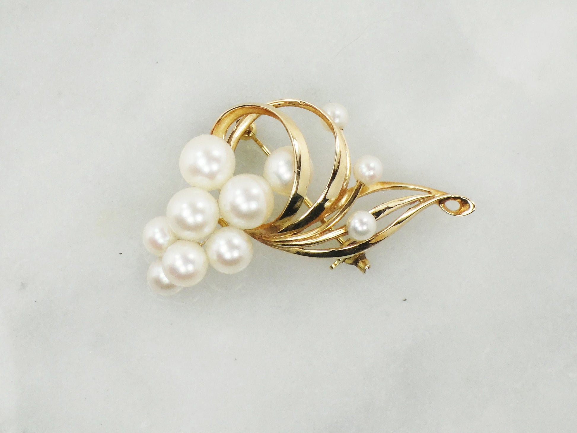 Vintage Mikimoto 14k Gold Cultured Pearl Swirl Brooch