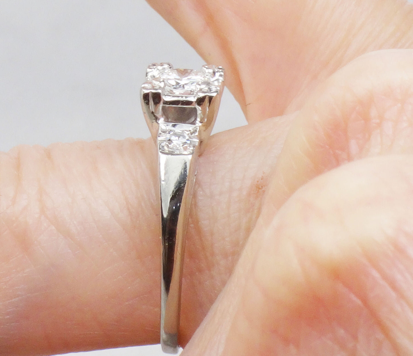 Vintage 14k White Gold Natural Diamond Engagement Ring Approx .45 Carat Center High Quality Diamonds Size 6.5