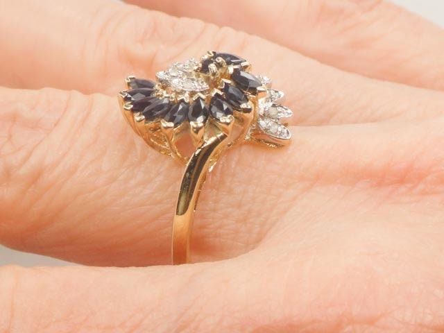 Vintage 10k Gold Natural Sapphire and Diamond Swirl Ring Size 7