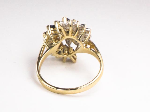 Vintage 10k Gold Natural Sapphire and Diamond Swirl Ring Size 7