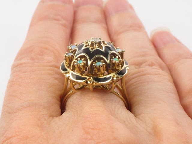 Vintage 14k Yellow Gold Opal Diamond and Black Enamel Dome Ring Opal Star Ring Size 7.25