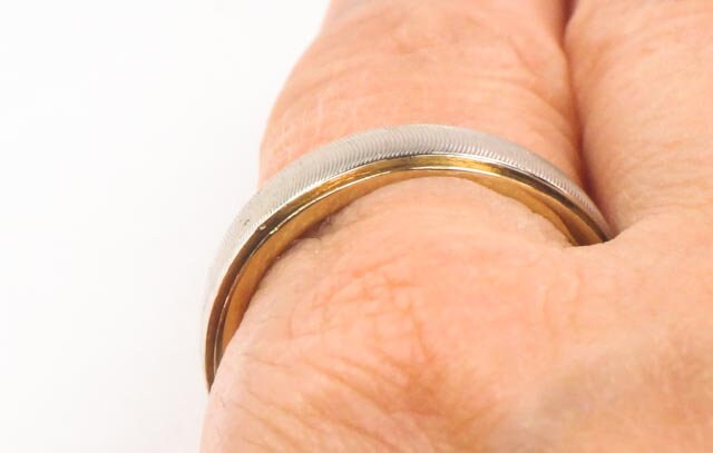 Vintage 14k Two-Tone Gold Wedding Band Ring - 1970s Size 8.75