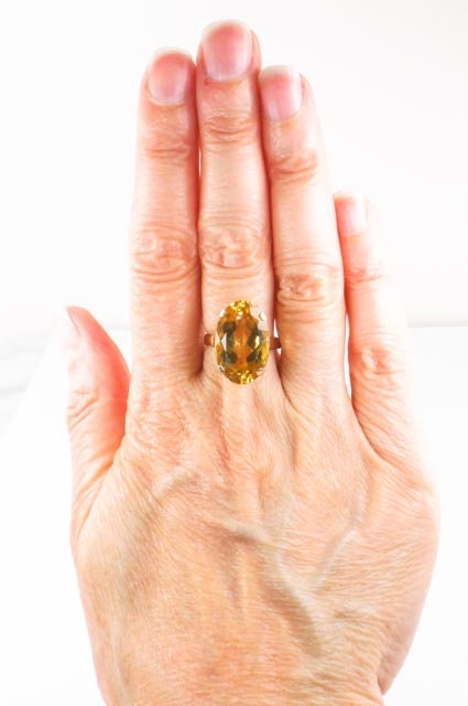 Vintage 18k Gold Citrine Ring: Oval November Birthstone, Size 5 3/4