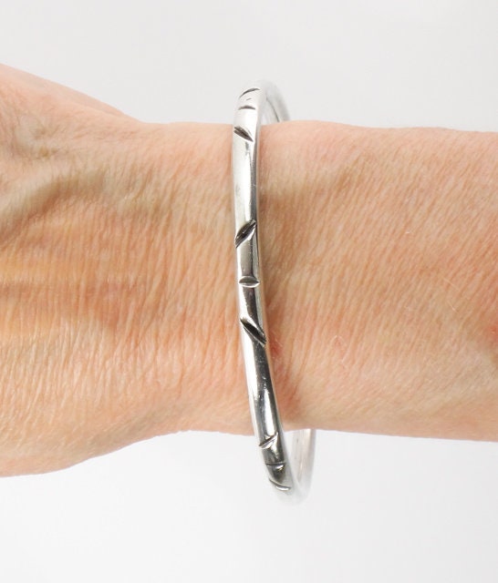 Sterling Silver Bangle Bracelet - Vintage Mexico Slip on Style - 8 1/4" Circumference