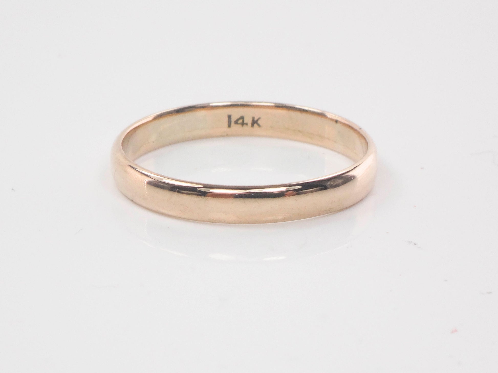 Vintage 14k Yellow Gold Wedding Band - Unisex Stacking Ring Size 9.25