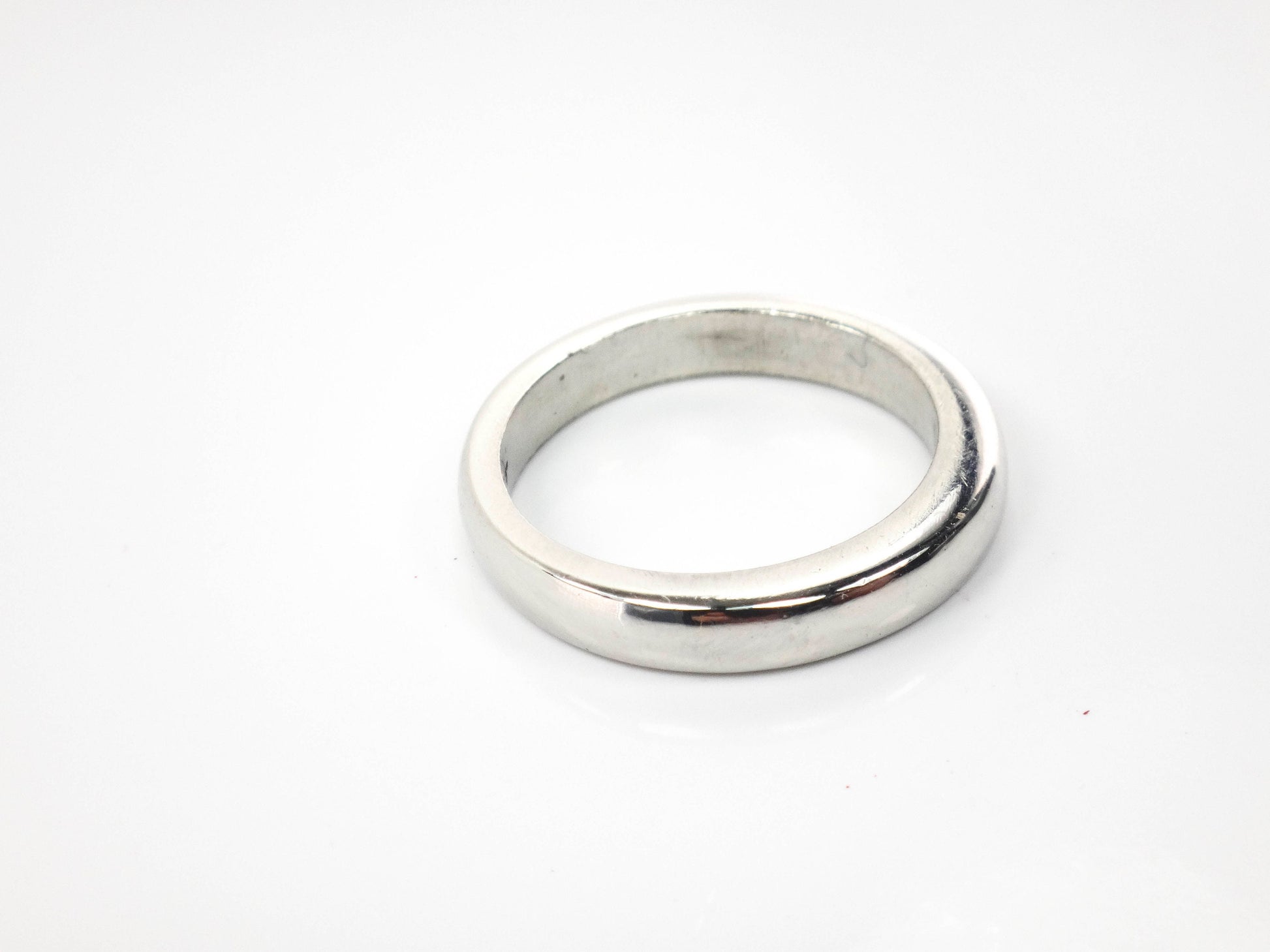 Vintage Platinum Wedding Band: Thin Domed Ring, Size 5, 3MM