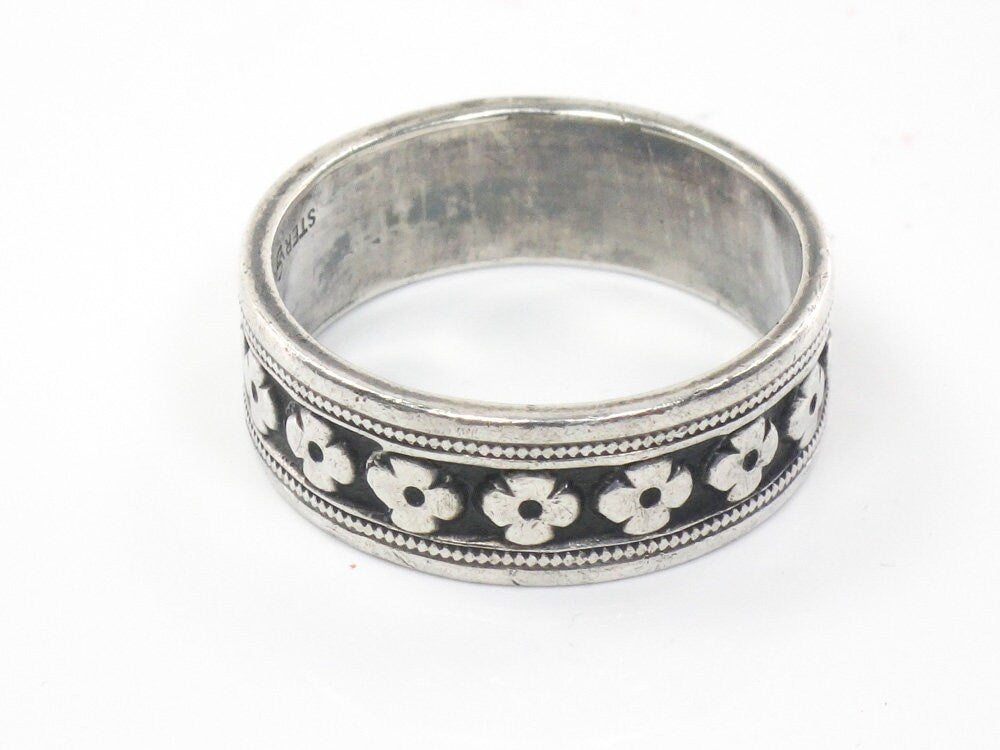 Floral Silver Band - 6.25 MM Wide Vintage Sterling Wedding Ring or Stacking
