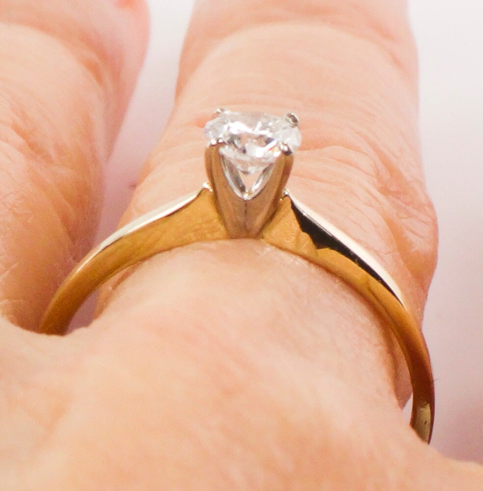 Vintage 14k Solitaire Round Natural Diamond Engagement Ring Approximately 1/3 Carat Size 6.25