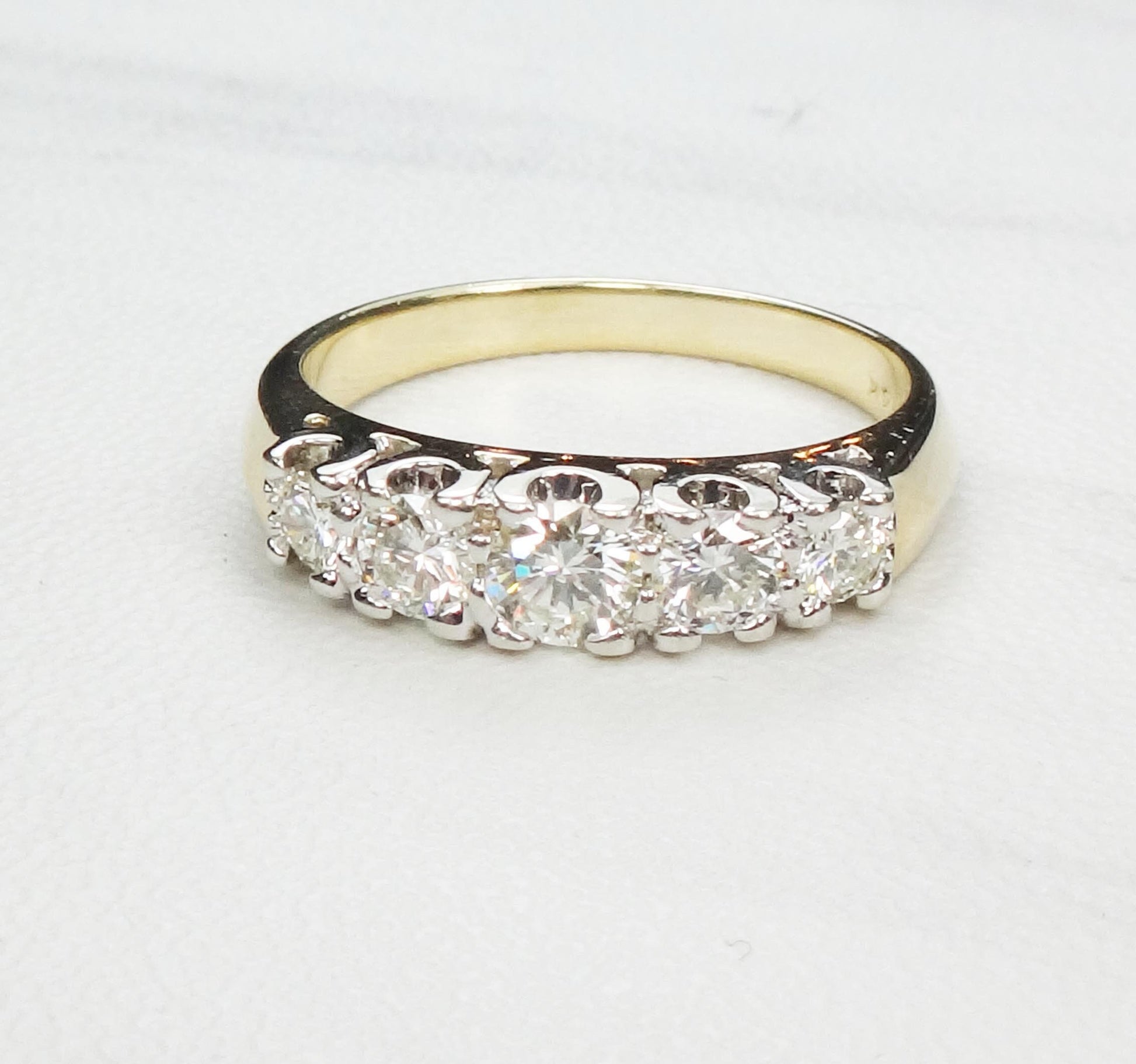 Vintage 14k Gold Natural Diamond Wedding Ring Five Diamond Band Approx .75 CTS TDW