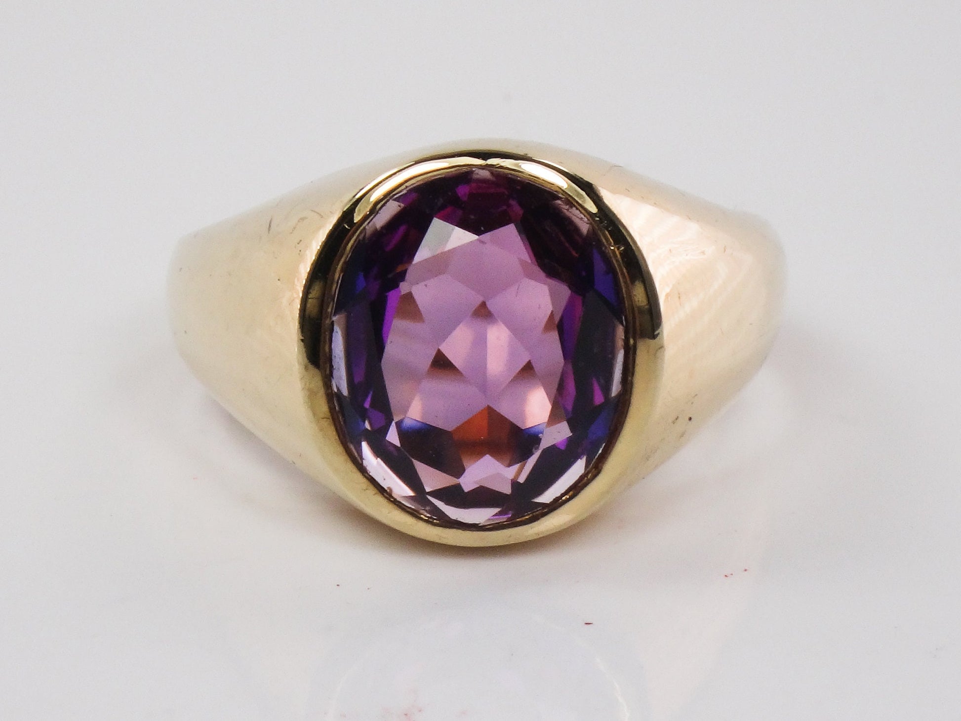 Vintage 10k Gold Purple Sapphire Ring - Size 9.75