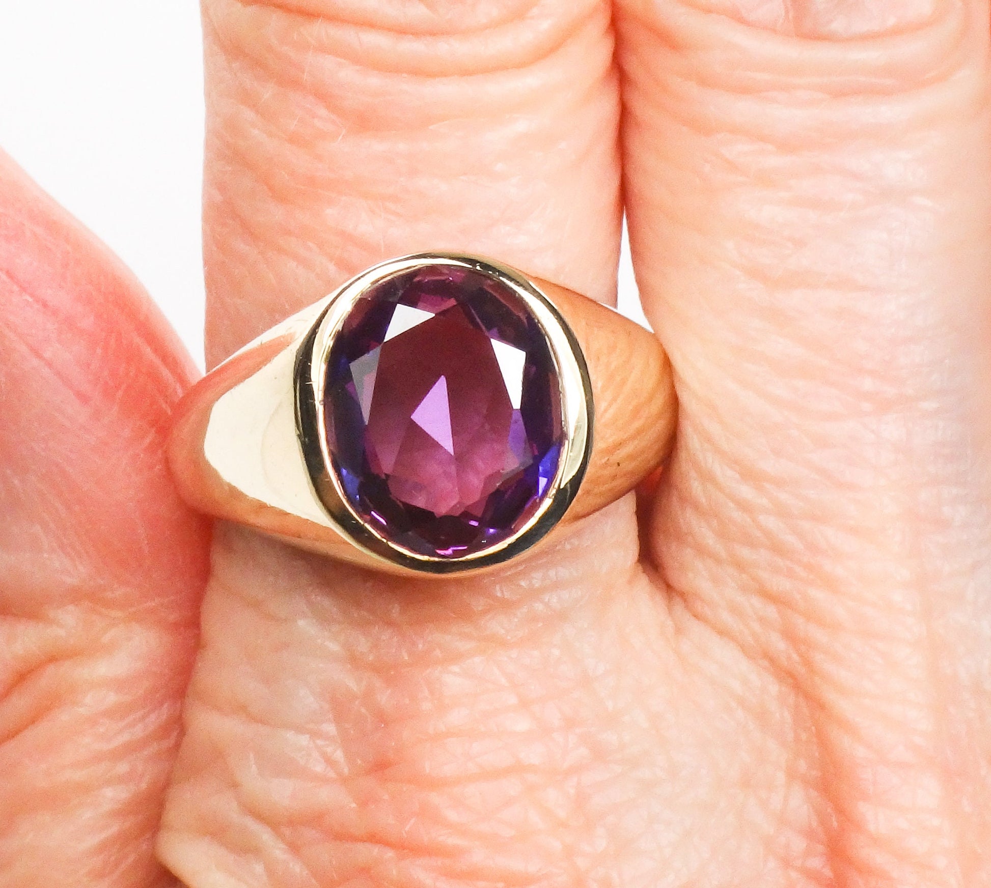 Vintage 10k Gold Purple Sapphire Ring - Size 9.75