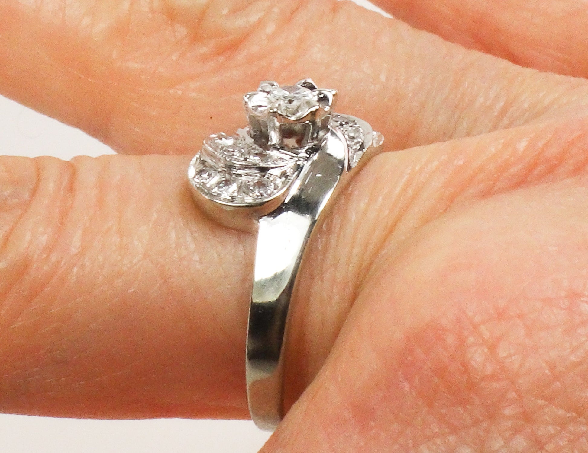 Vintage 14k White Gold Natural Diamond Ring Mid-Century - Size 8.5