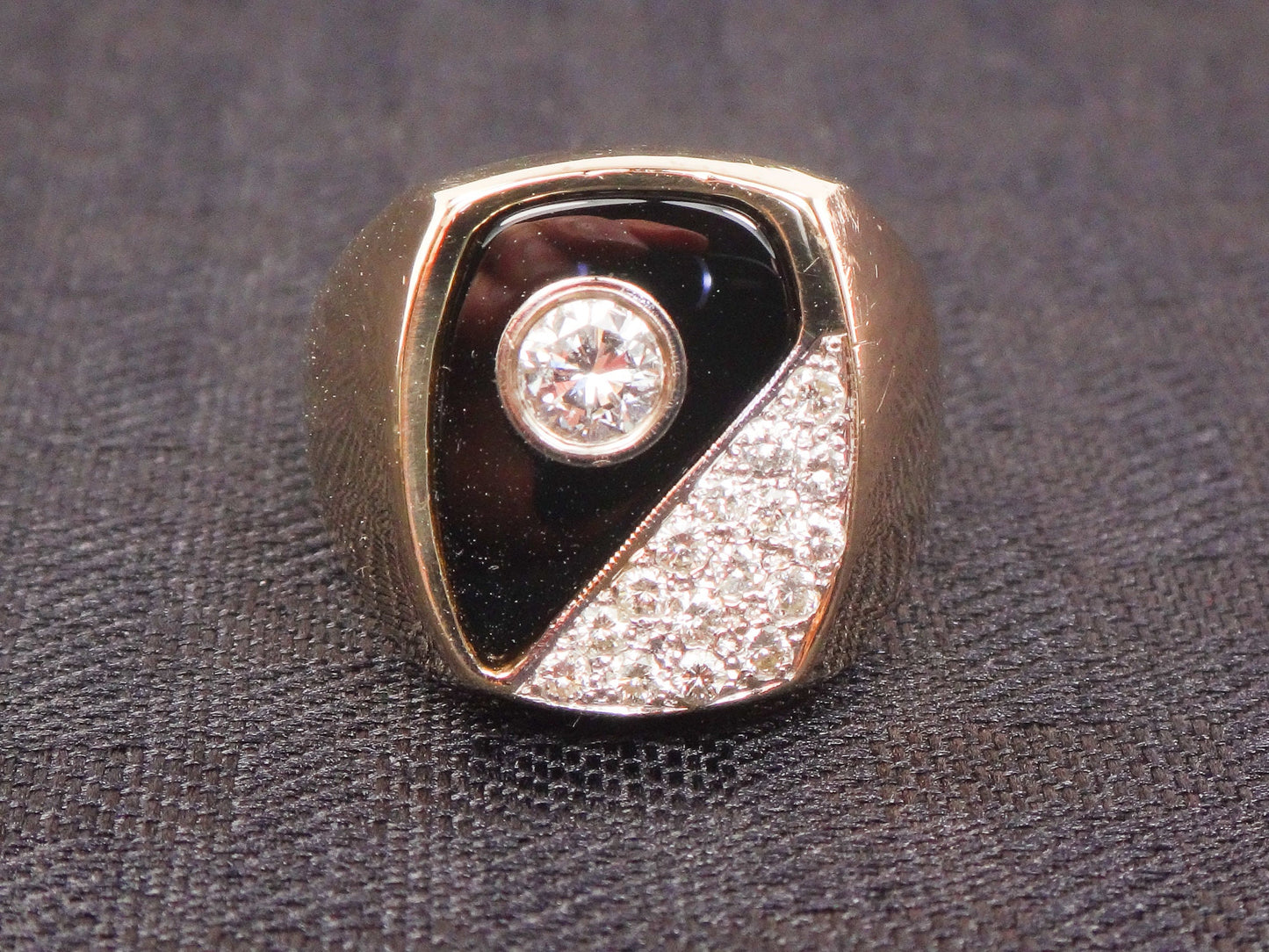 Vintage Men's 14k Yellow Gold Black Onyx and Natural Diamond Ring Over 3/4 CT TDW Size 9.5
