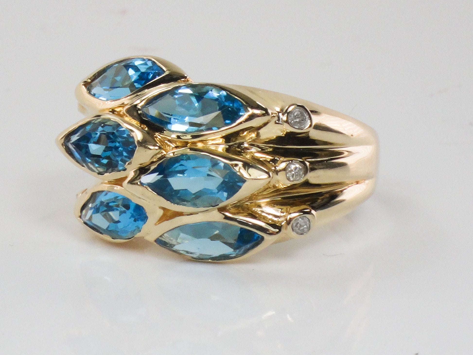 Vintage 14k Yellow Gold Blue Topaz Diamond Ring - Size 9.75