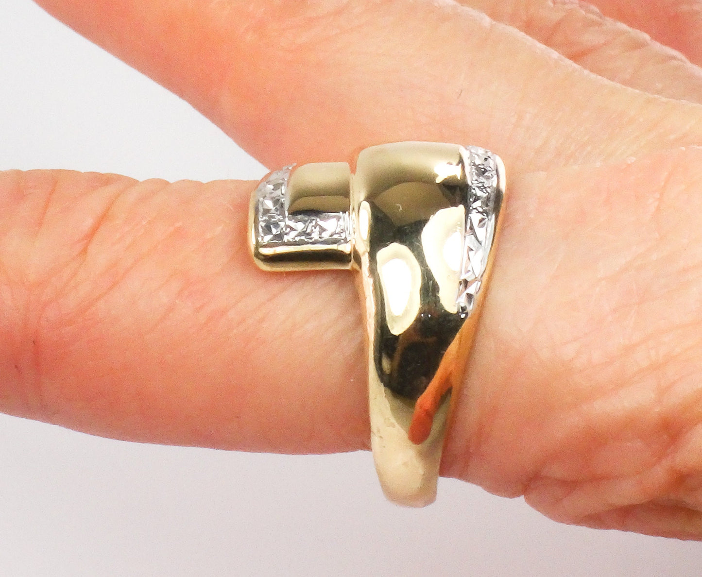 Vintage Michael Anthony Large 14k Two Tone Gold Bypass Style Ring Size 10.5