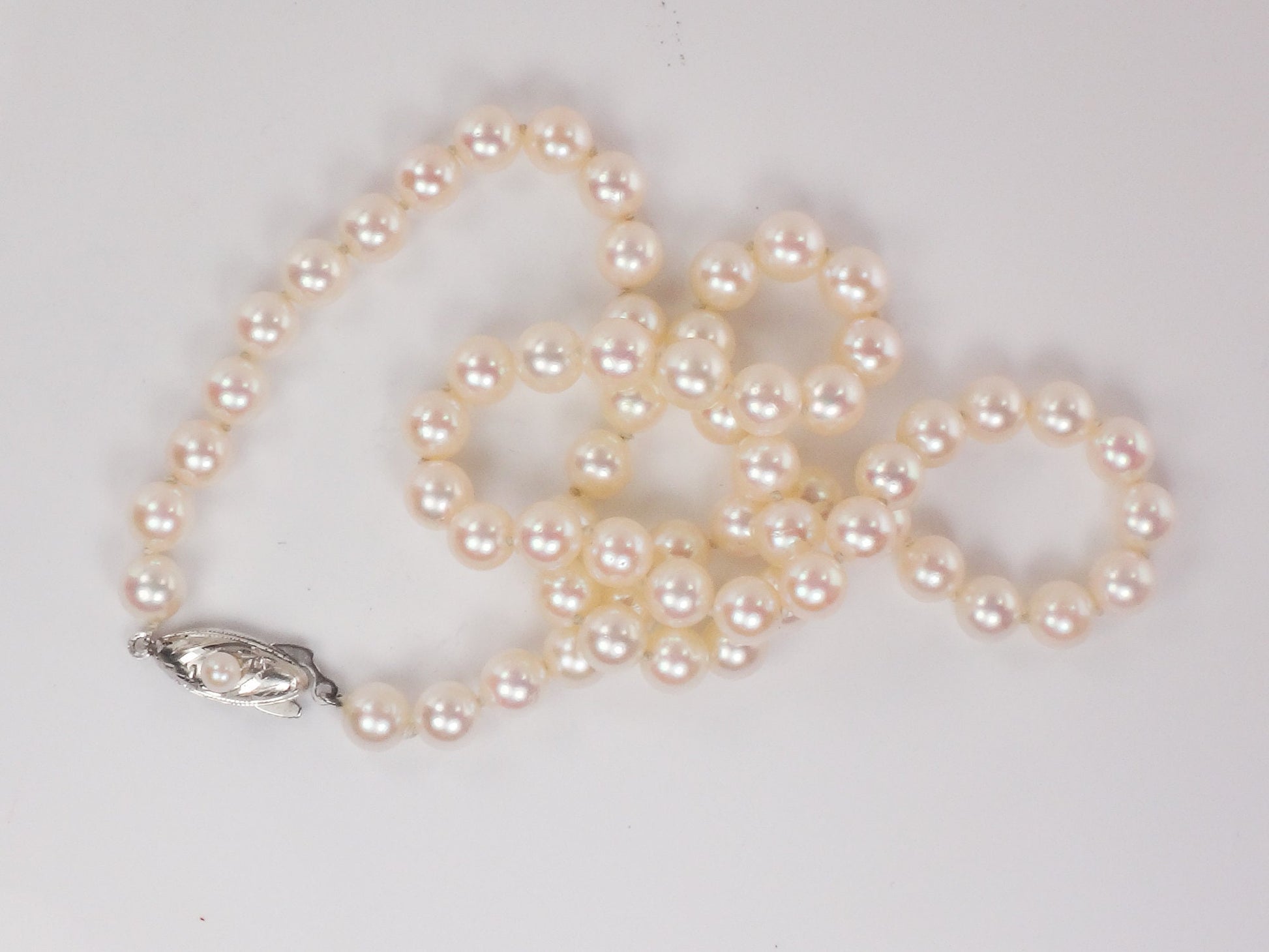 Vintage Saltwater Pearl Necklace: 6.0 mm Fine Pearl Strand with Silver Clasp