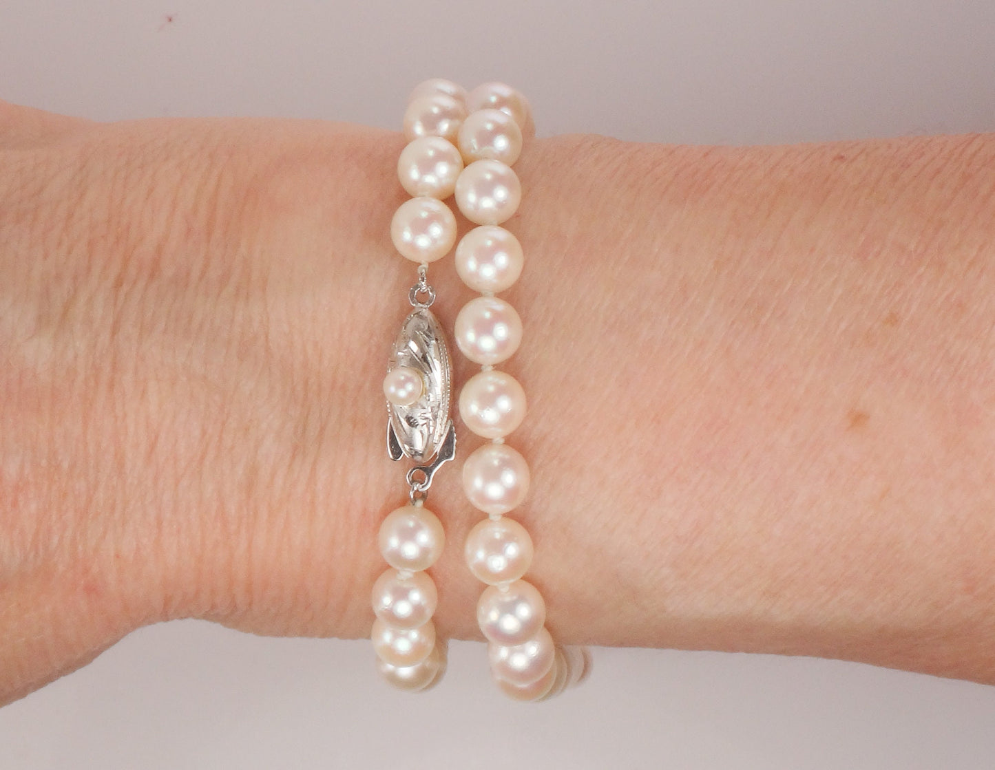 Vintage Saltwater Pearl Necklace: 6.0 mm Fine Pearl Strand with Silver Clasp