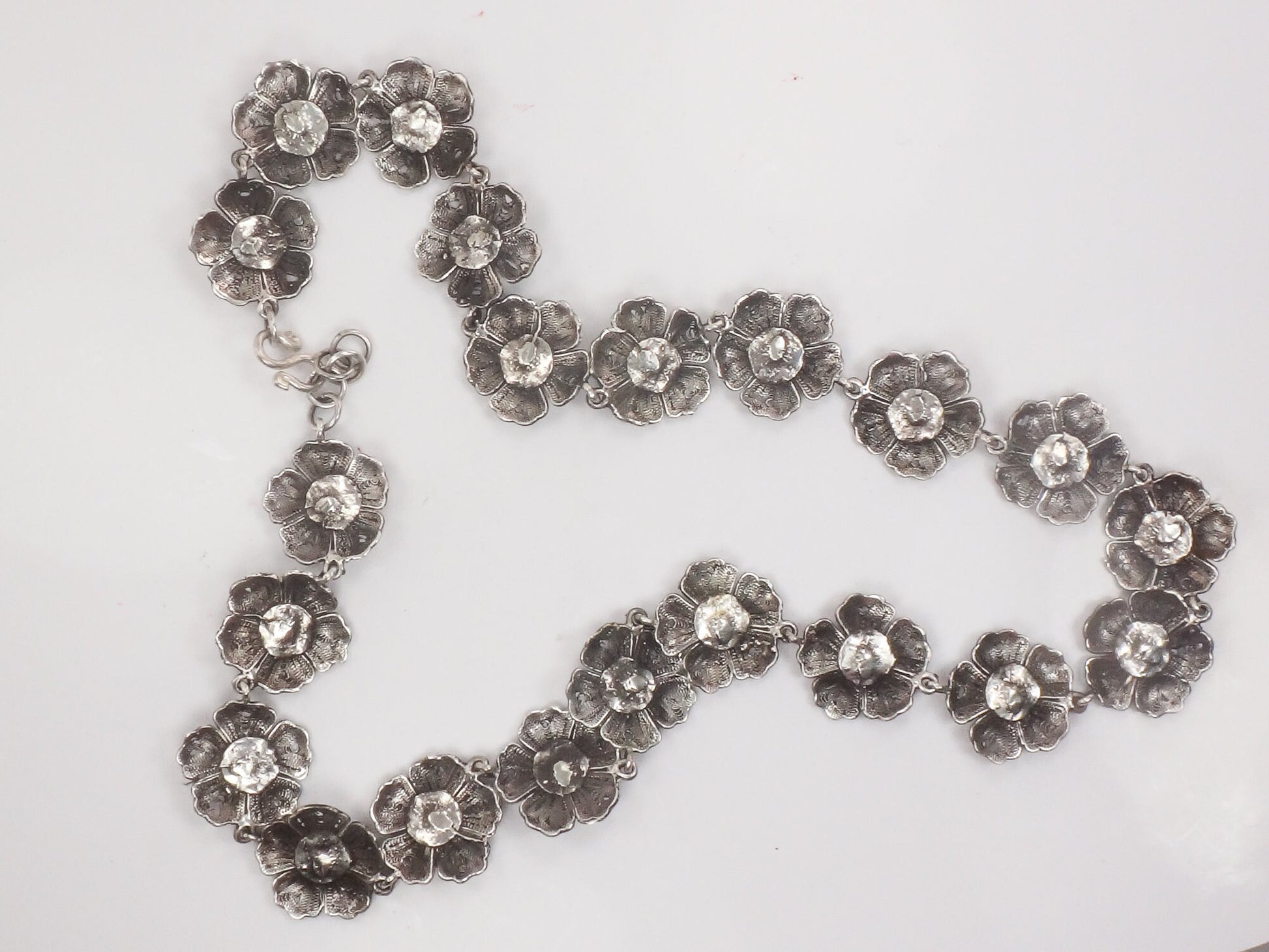 Vintage Sterling Silver Flower Necklace 19.5"