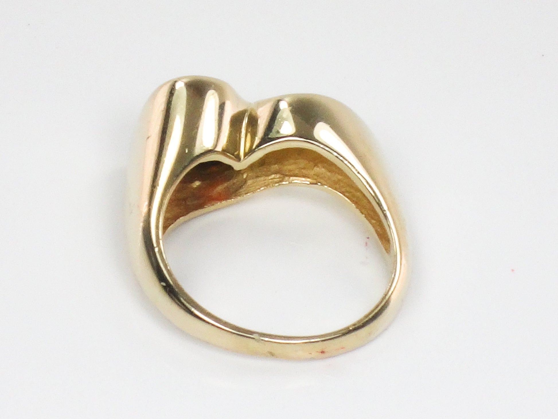 14k Gold Heart Shaped Garnet Ring Vintage Modern Style January Birthstone Ring