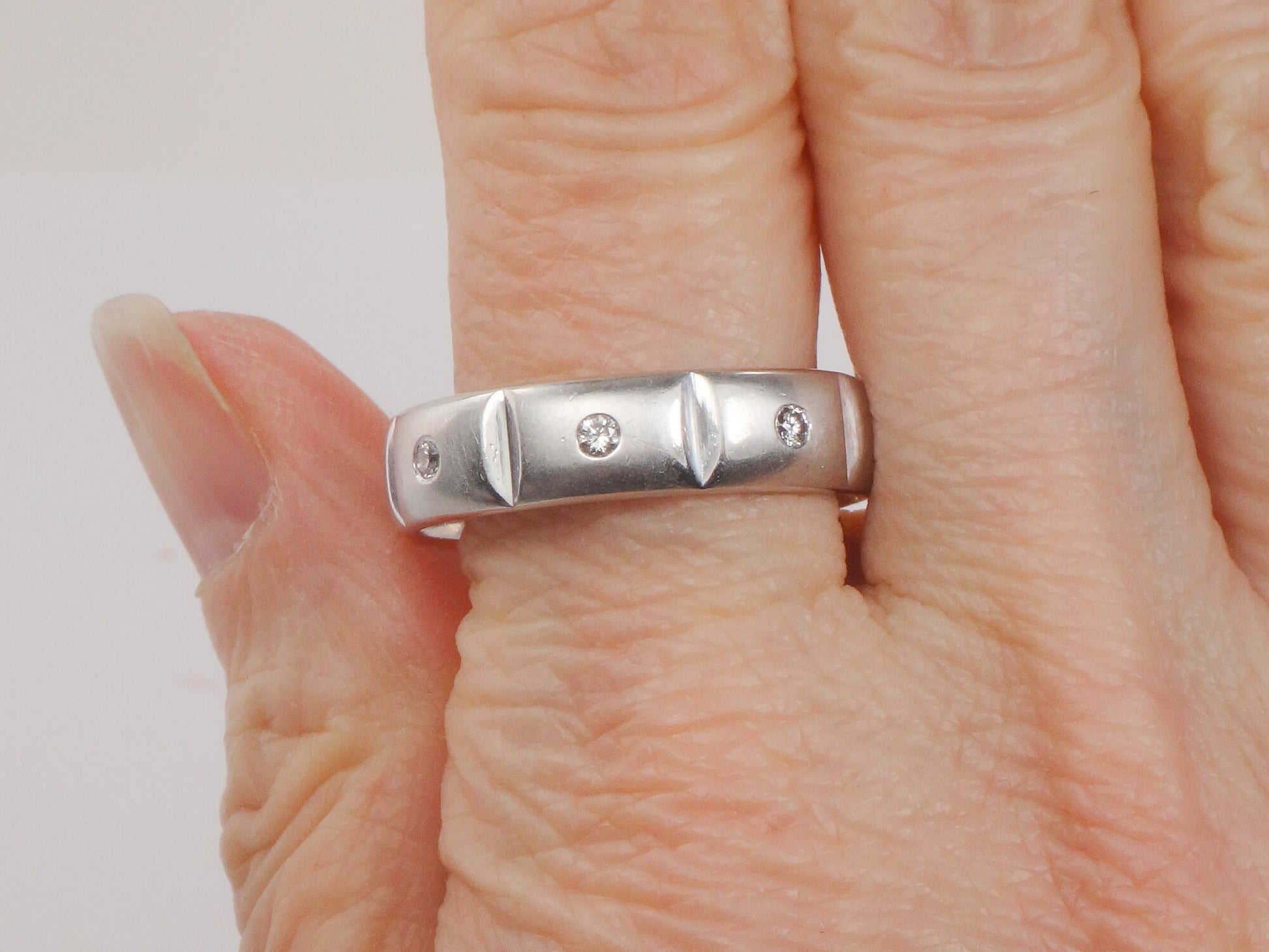 Vintage 14k White Gold Natural Diamond Wedding Band Eternity Wedding Ring Unisex Size 10.75