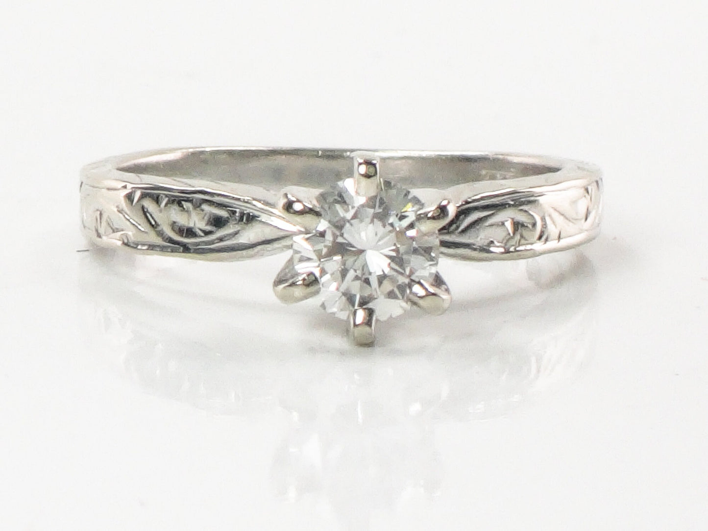 Vintage 14k White Gold Diamond Solitaire Engagement Ring (0.5 CT)