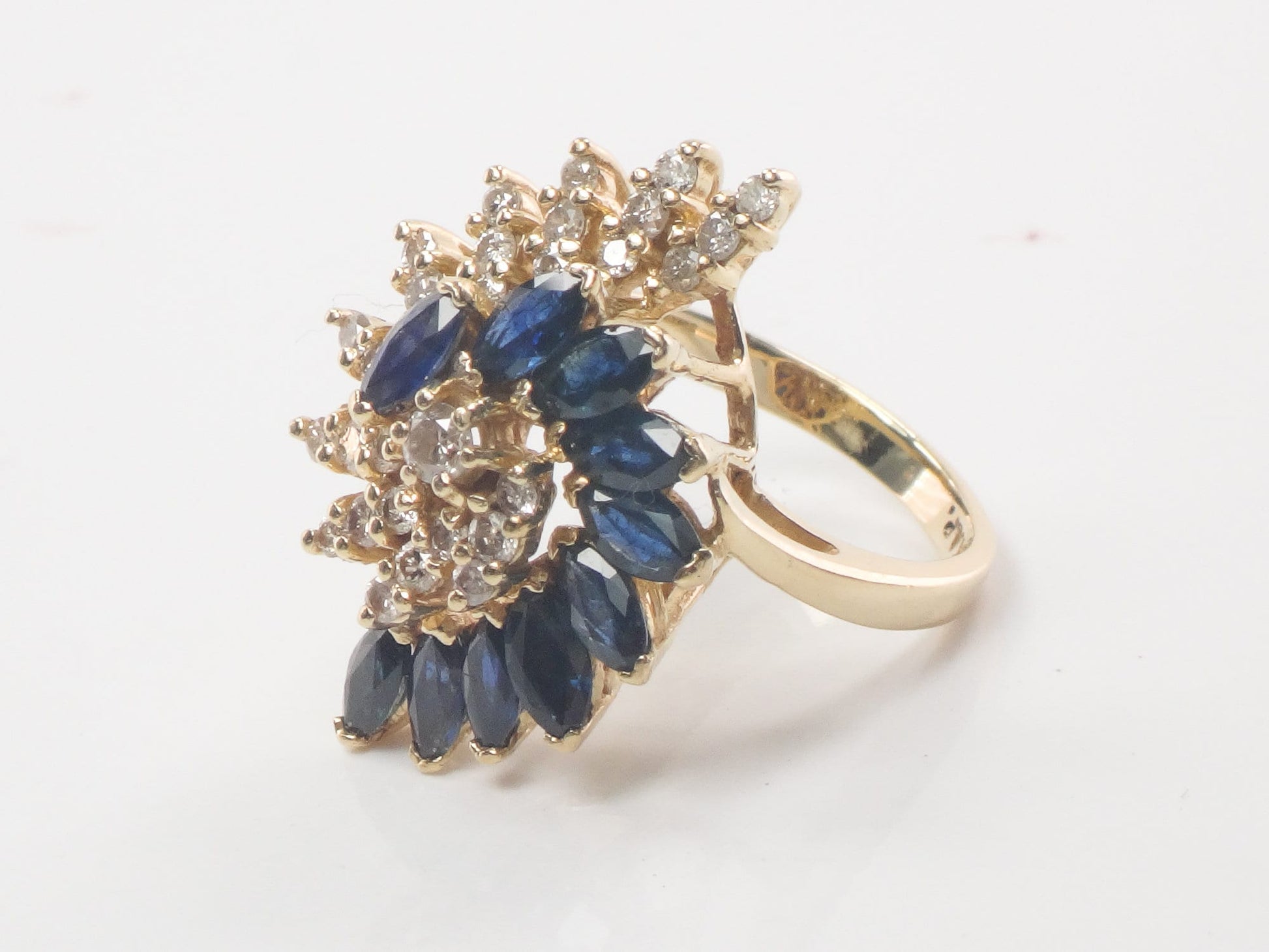 Vintage 14k Yellow Gold Blue Sapphire and Natural Diamond Swirl Ring Size 5