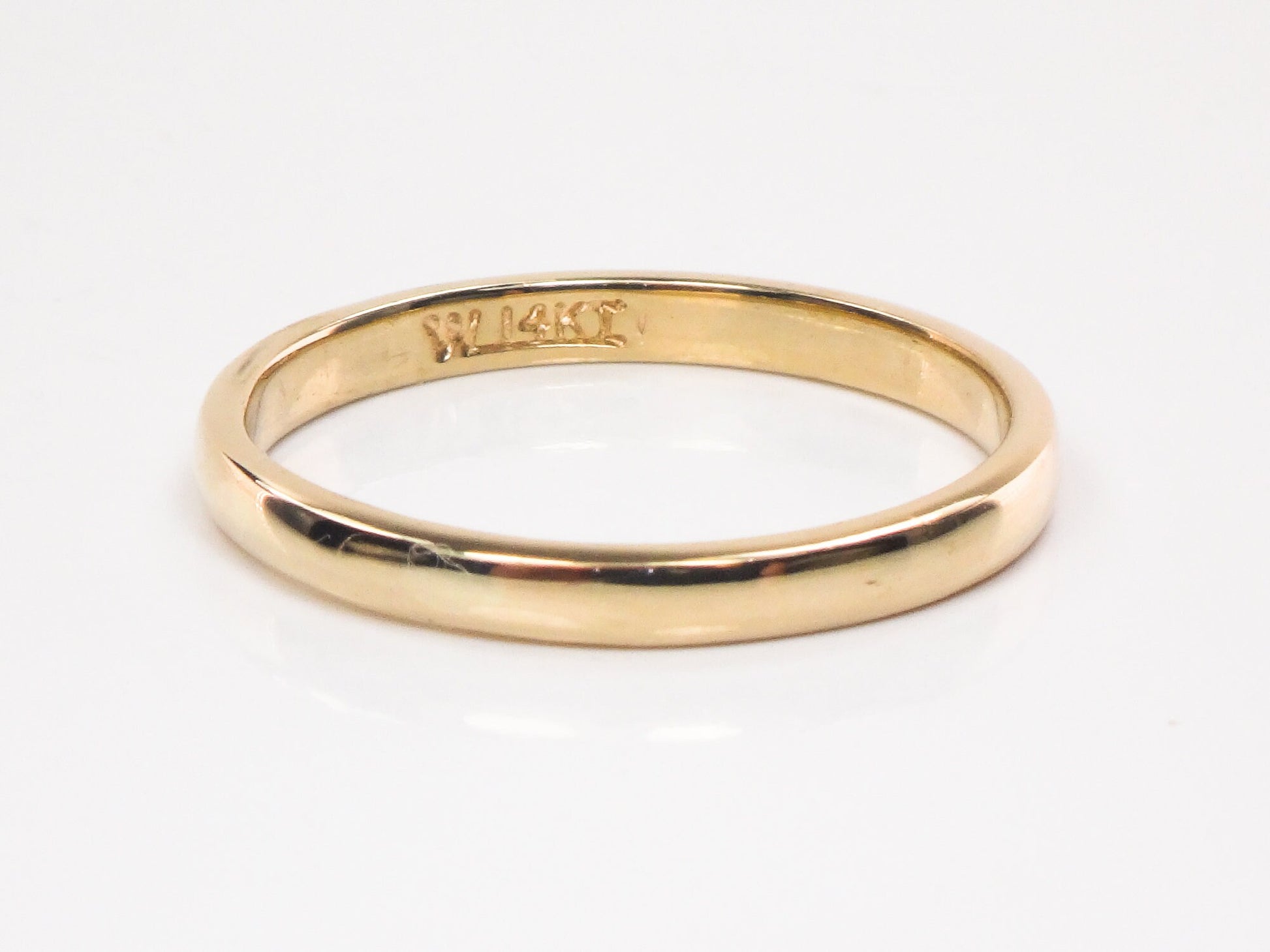 Vintage Thin 14k Yellow Solid Gold Wedding Band 2.4 MM Stacking Ring - Size 8.75