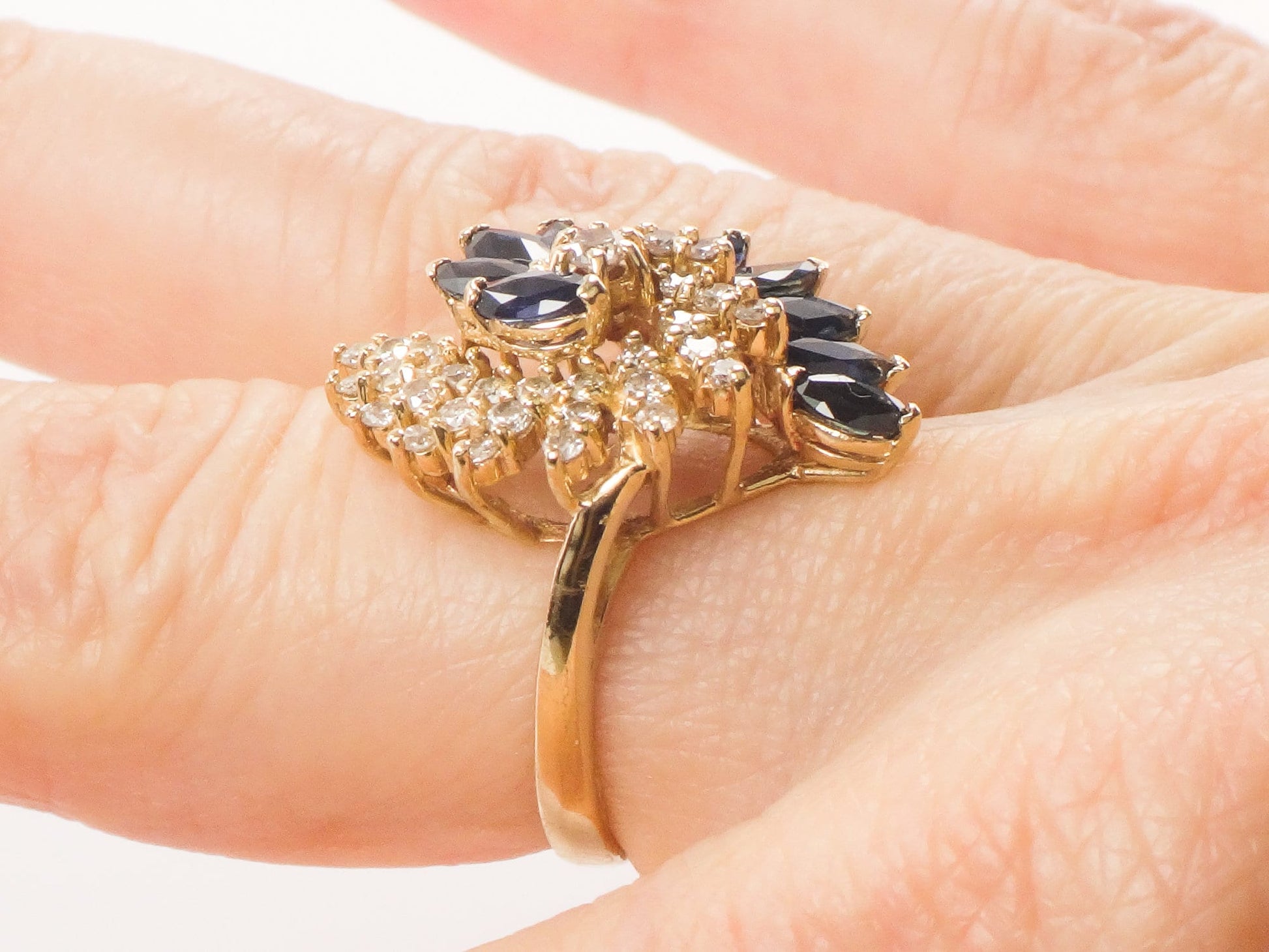 Vintage 14k Yellow Gold Blue Sapphire and Natural Diamond Swirl Ring Size 5