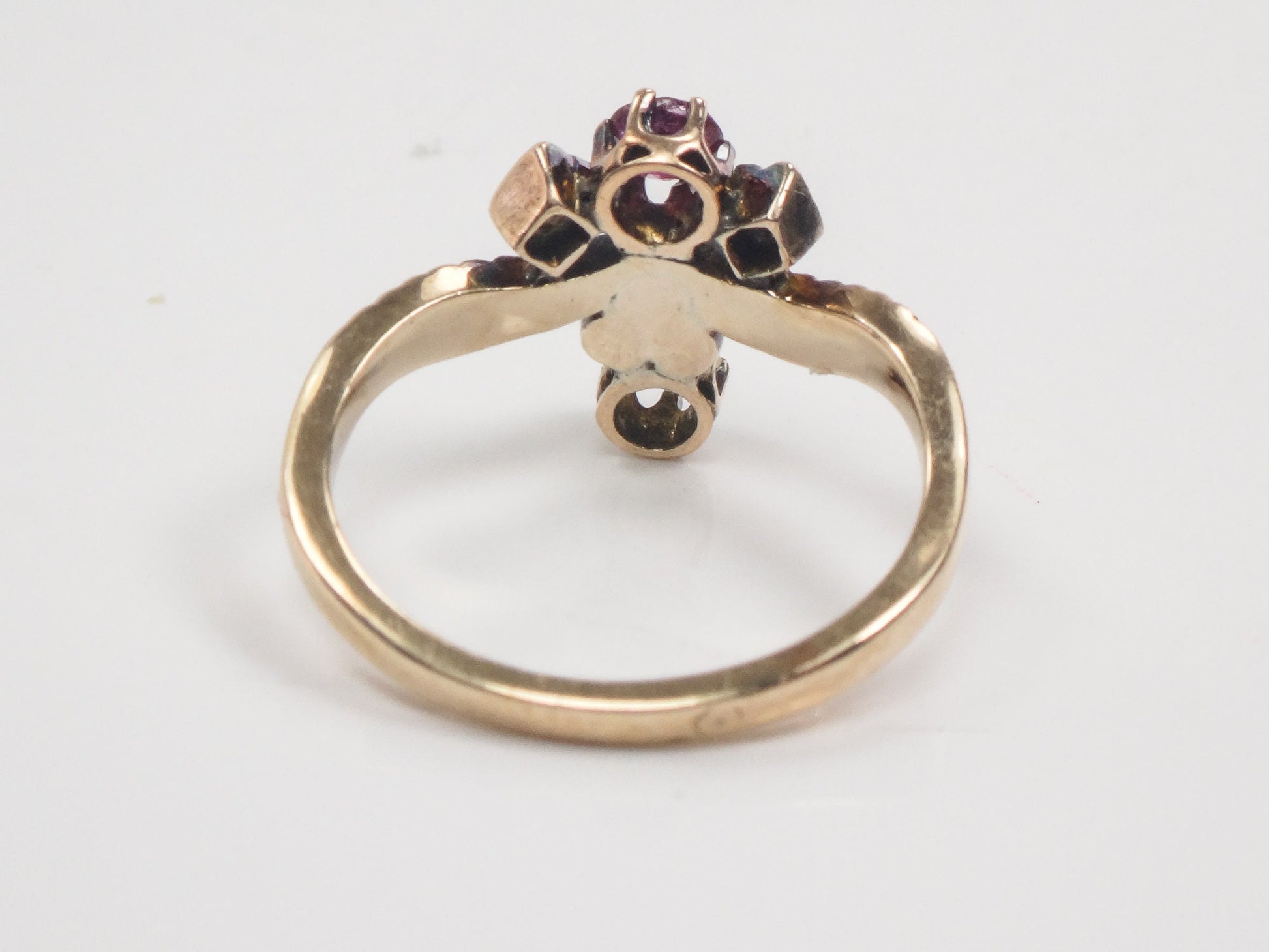 Antique 15k Gold Victorian Ring: Ruby, Pearl & Rose Cut Diamond