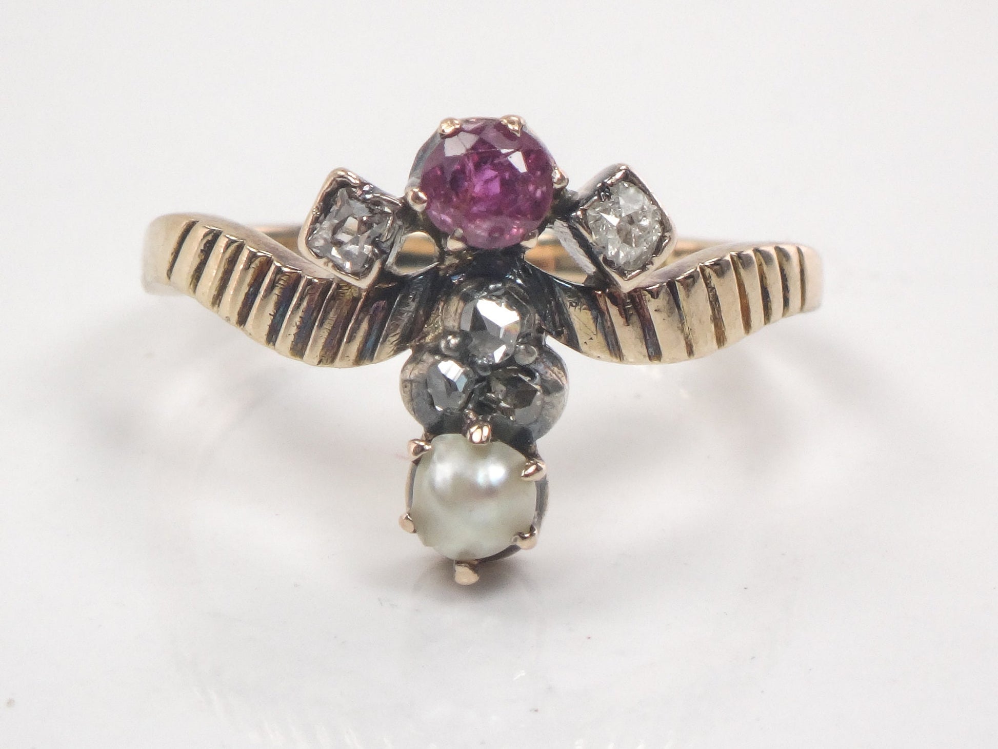 Antique 15k Gold Victorian Ring: Ruby, Pearl & Rose Cut Diamond