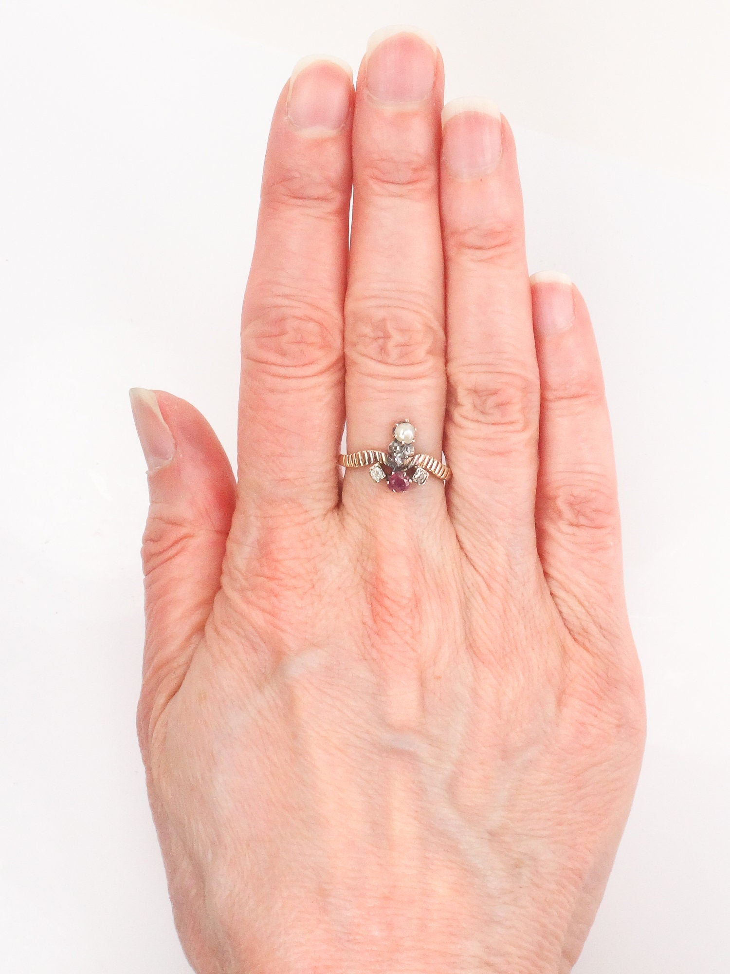 Antique 15k Gold Victorian Ring: Ruby, Pearl & Rose Cut Diamond
