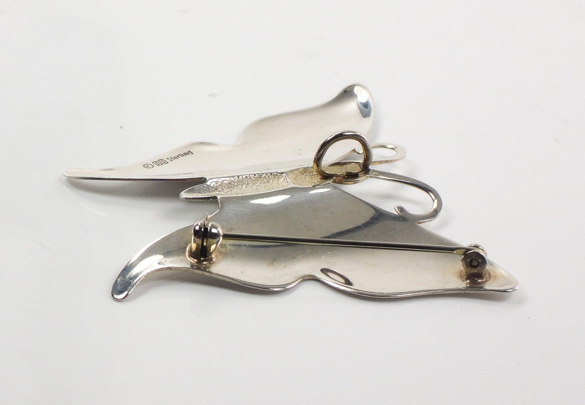 Vintage International Silver Large Butterfly Convertible Pendant Pin