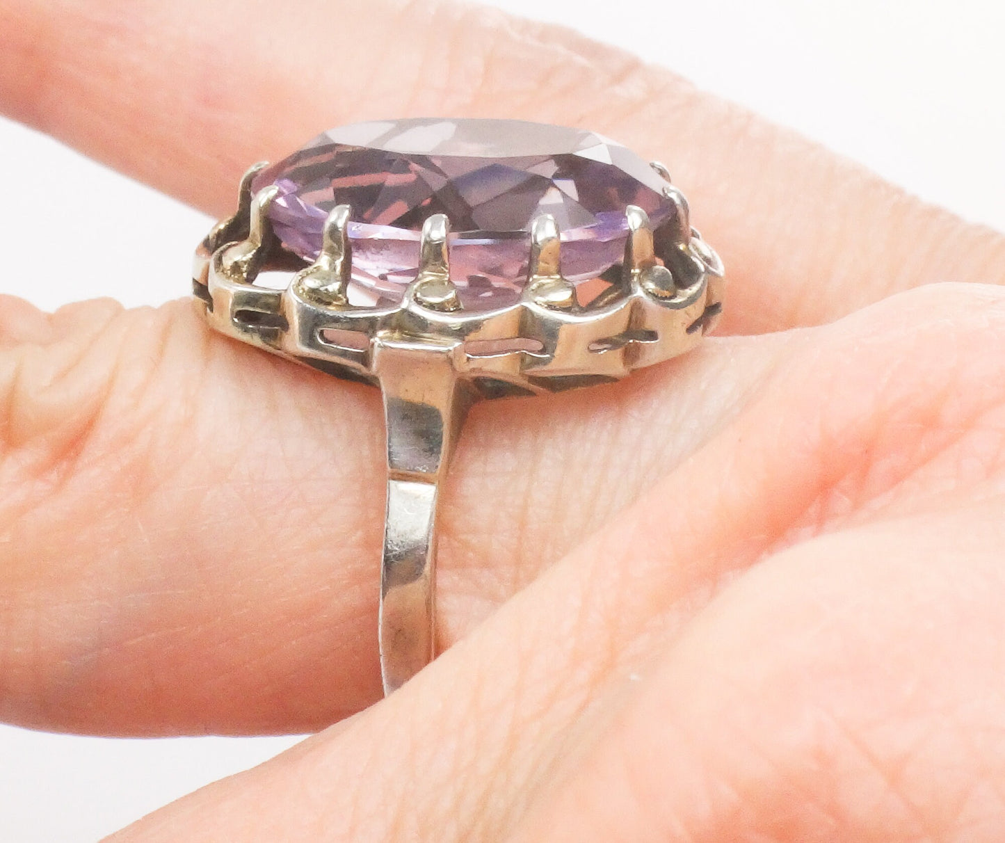 Vintage Silver Amethyst Ring - 800 Silver Light Purple Pink Oval Cut Stone Ring - Size 4.75 - Circa 1960's