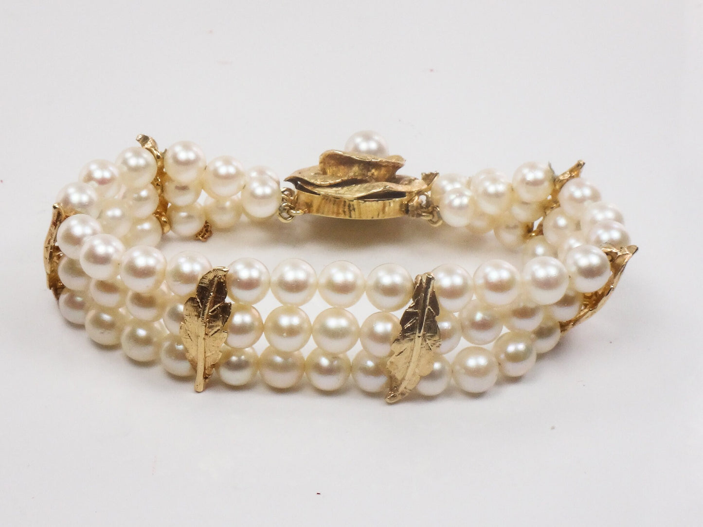 Vintage 14k Gold Pearl Bracelet: Triple Strand Floral Clasp, 7"