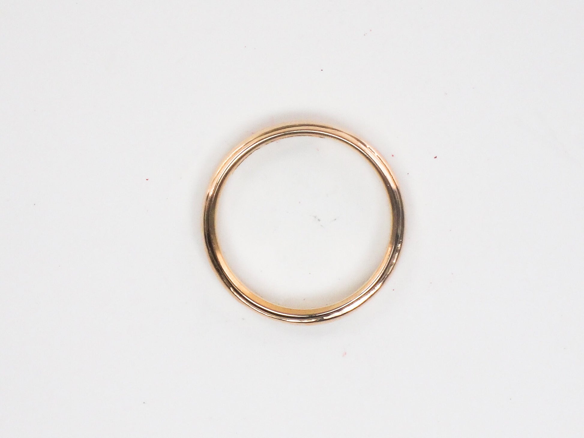 Vintage Thin 14k Yellow Solid Gold Wedding Band 3.3 MM Stacking Ring Size 8