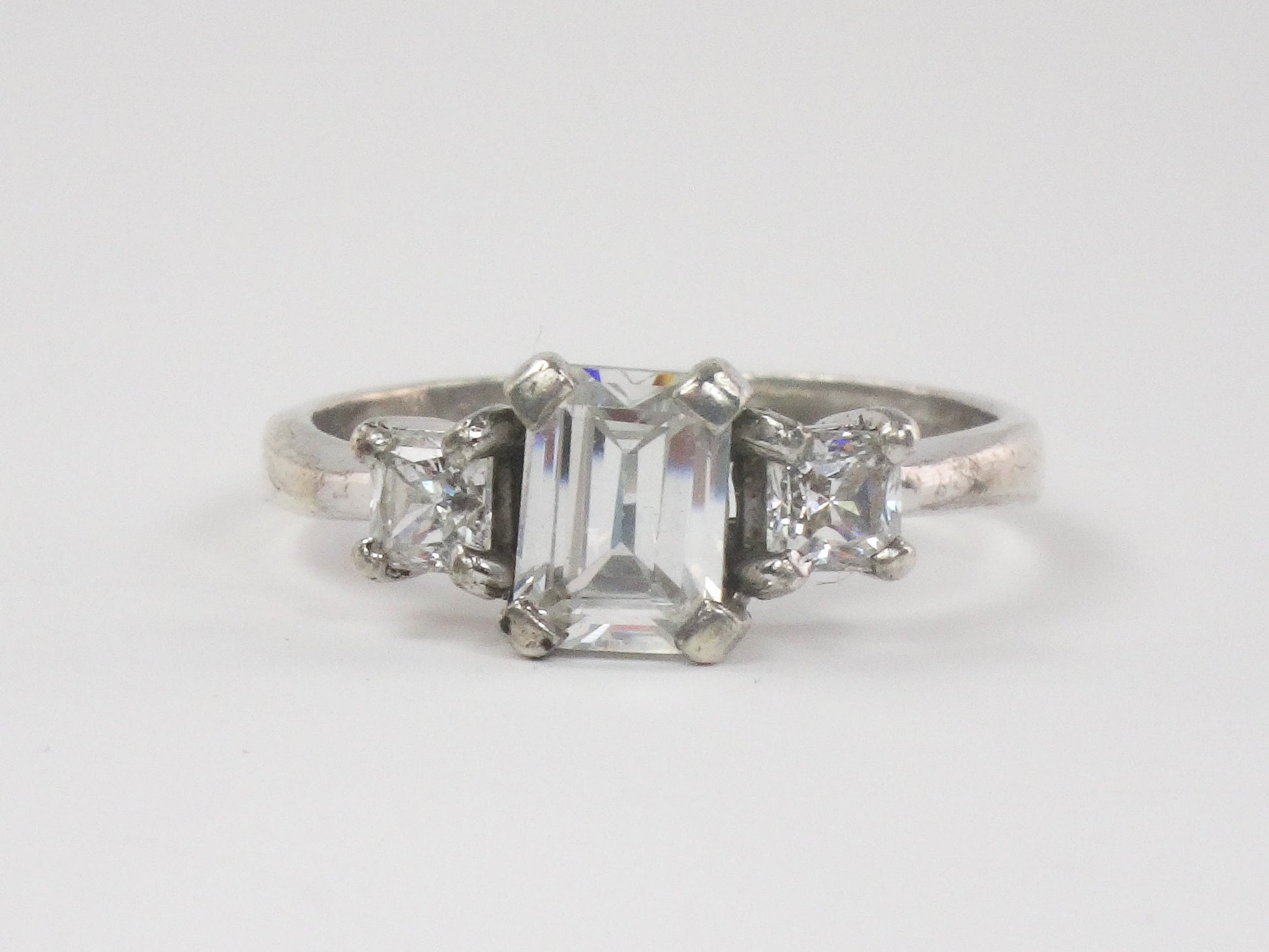 Vintage Sterling Silver Clear Stone Engagement Ring Emerald Cut and Princess Cut Size 8.5