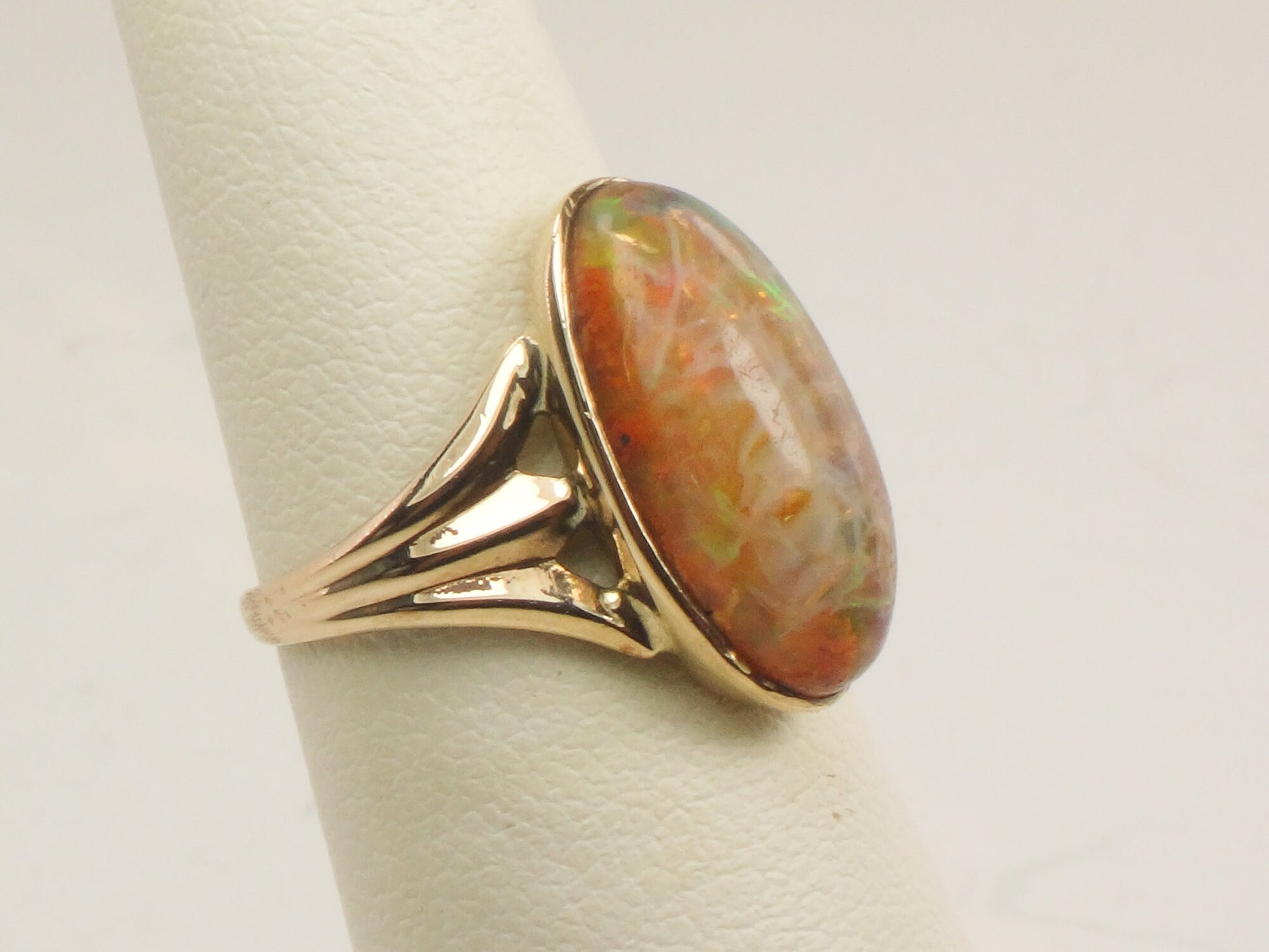 Vintage 10k Yellow Gold Natural Multi-Colored Opal Ring Size 5